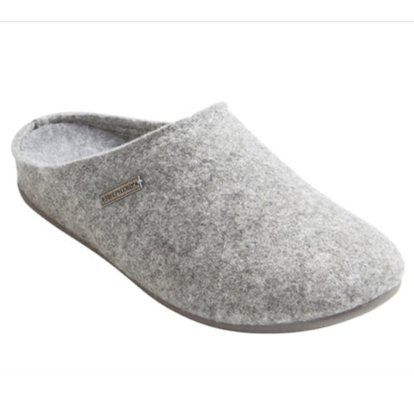 Shepherd of Sweden Jon Slippers Gray Slip On Wool Felt - Picture 1 of 8